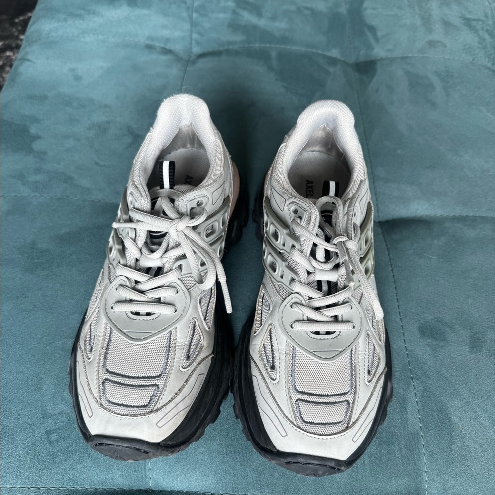 Axel Arigato Light Gray Sneakers